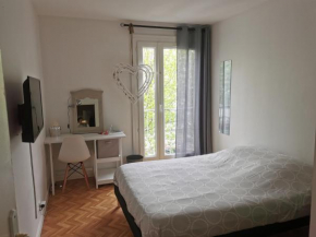 Chambre dans appartement partagé